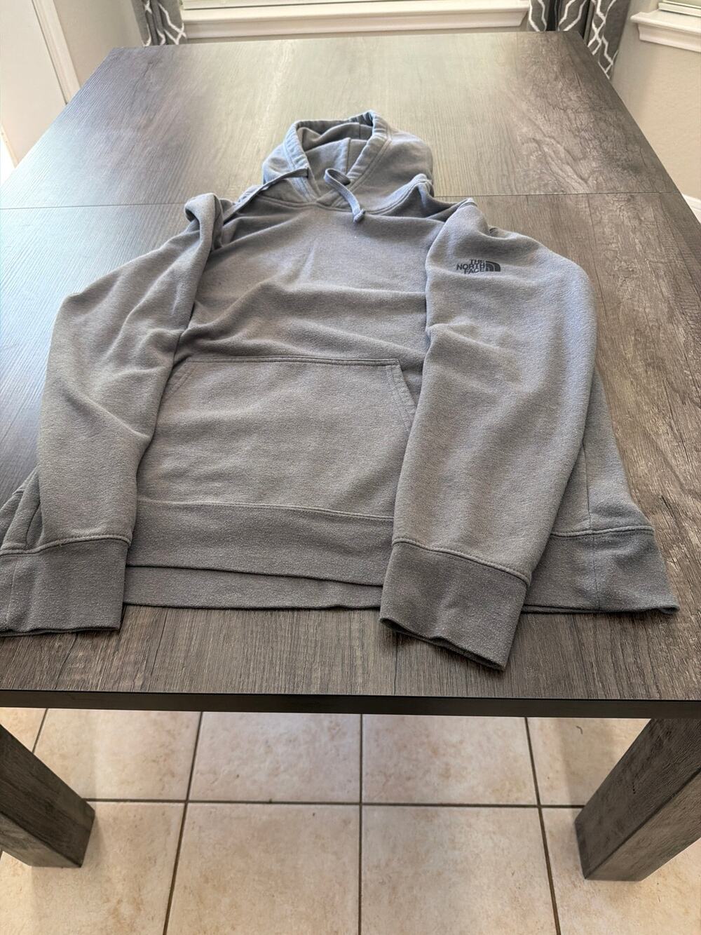 The North Face. hoodie. XL